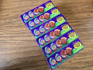 lot 9087 image: 6 Pack Cadbury Creme Eggs, 4ct
