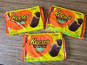 lot 9092 image: 3 Pack Reeses Peanut Butter Eggs, 7.2oz