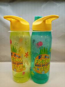 lot 2027 image: SpongeBob SquarePants Water Bottles 2 Pack Yellow Green - Retail $10