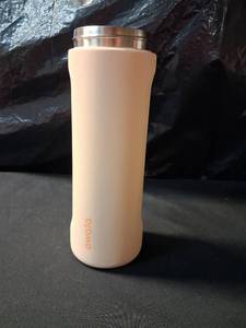 lot 2838 image: Owala Insulated Tumbler with Lid 24oz -