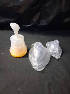 lot 2991 image: Choking Rescue Device with adult and child mask - Retail $30