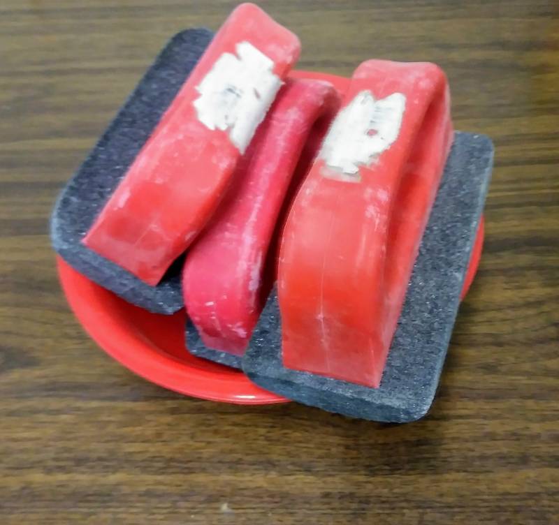 lot 164 image: 3 Pumice Barbecue Grill Cleaner Stone
