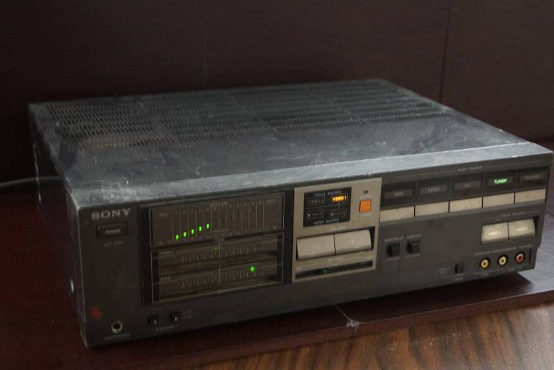 lot 209 image: SONY- Intregrated Stereo Amplifier- Powers Up