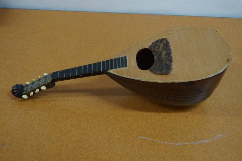 lot 317 image: Vintage or Antique  Brandt Mandolin Violin Scrolled Head  Nice Instrument