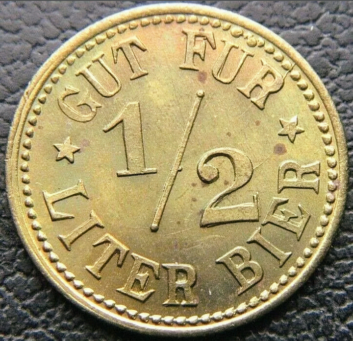 lot 334 image: War Time German Beer Trade Token  Gut Fur 12 Liter Bier  Brass