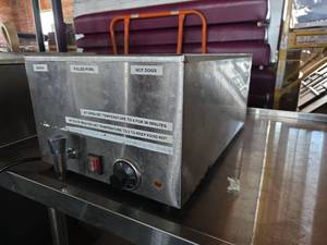 lot 3700 image: Bain Marie SH-FWBT0-3 Food Warmer