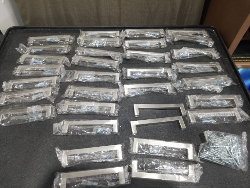 lot 1612 image: Brushed Nickel Square Bar Cabinet Pulls Bulk Set with Mounting Screws