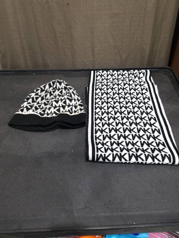 lot 1379 image: Michael Kors MK Logo Knit Beanie and Scarf Set