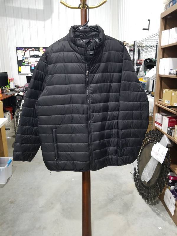lot 1423 image: SwissTech Mens Black Puffer Jacket Size Large