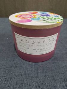 lot 2623 image: Sand  Fog Tropical Citrus Scented Candle
