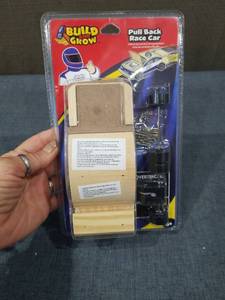 lot 2726 image: Lowes Build and Grow Pull Back Race Car 2010 Wooden Construction Building Toy