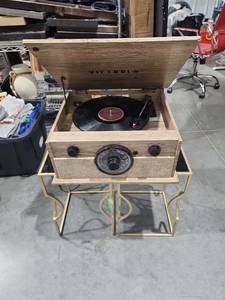 lot 2665 image: Victrola Record Player with Stand and Turntable