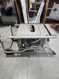 lot 2680 image: Kobalt Portable Table Saw with Stand and Accessories