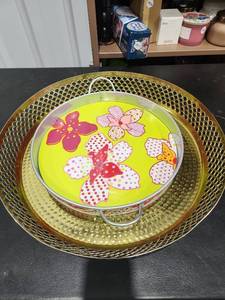 lot 2690 image: Childrens Decorative Serving Tray with Handle Yellow Floral Design