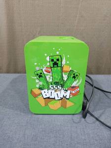 lot 2732 image: Minecraft 555 Booth Portable Mini Fridge Cooler Tested