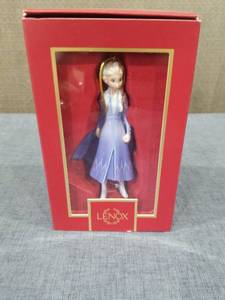 lot 2737 image: Lenox Frozen 2 ELSA Ornament  0.0  Multi