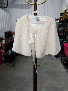 lot 2756 image: Kate  Landy Faux Fur Cape Shrug White
