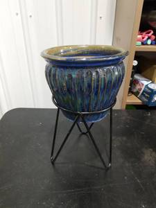 lot 2838 image: Blue Ceramic Planter with Metal Stand Tripod Base