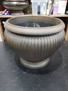lot 2840 image: Decorative Urn Planter with Vertical Ribbed Design Plastic