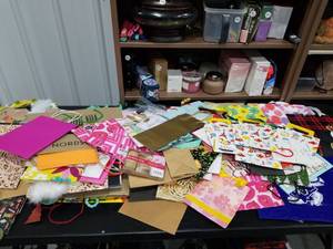 lot 2849 image: LARGE LOT OF PARTY BAGS FOR DIFFERENT HOLIDAYS