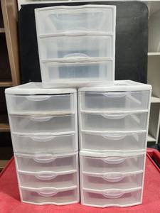 lot 3304 image: Plastic Drawer Storage Organizer Units 3-Drawer and 6-Drawer Lot
