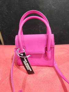 lot 3306 image: Like Dreams Pink Handbag with Shoulder Strap