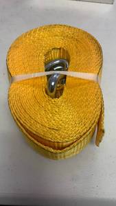 lot 71 image: Ozark Automotive Distributors Ratchet Tie-Down Strap 3,300 lb no ratchet