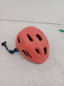 lot 17710 image: Retrospec Scout Toddler Bike Helmet, XS