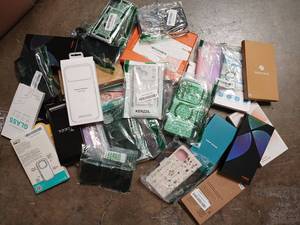 lot 5252 image: Lot of Assorted Cell Phone Cases, Screen Protectors, Tablet Covers and Protectors