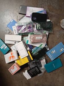 lot 5254 image: Lot of Assorted Cell Phone Cases, Screen Protectors, Tablet Covers and Protectors
