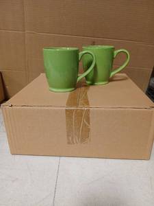 lot 60711 image: 16 oz Green Coffee Cups 36 Cups