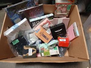 lot 60715 image: Mystery Box New Items