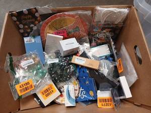 lot 60727 image: Mystery  Box