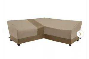 lot 5363 image: Hampton Bay V-shaped  Beige Patio Furniture Cover  - Retail $69