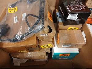 lot 60732 image: Mystery Box