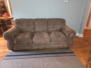 lot 100 image: Three-Seat Sofa with Rolled Arms and Nailhead Trim- Matches lot 101