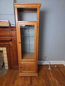 lot 105 image: Wood Glass Door Display Cabinet Curio Shelving Unit- Matches Lot 106