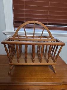 lot 112 image: Wooden Magazine Rack with Turned Spindles