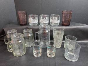 lot 232 image: Mixed Glassware
