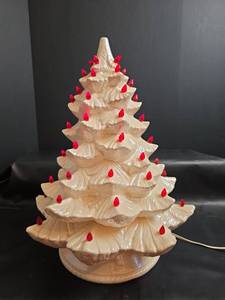 lot 243 image: Vintage 19in. Ceramic Christmas Tree with Red Lights - 3 Piece - Missing Top Star