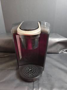 lot 245 image: Keurig Single-Serve Coffee Maker