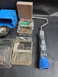 lot 254 image: Miscellaneous Hand Tools - Painting, Fasteners, Nails, Screws