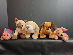 lot 280 image: Plush Stuffed Animals