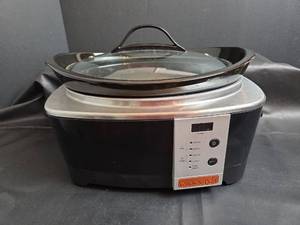 lot 284 image: Crock-Pot Slow Cooker Model SCCPQP600-B