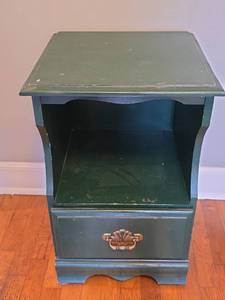 lot 298 image: Green Painted Nightstand with Drawer and Shelf