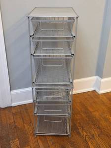lot 303 image: 2 - Stackable Metal Mesh Basket Storage Organizers