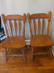 lot 326 image: Pair of Wood Dining Chairs