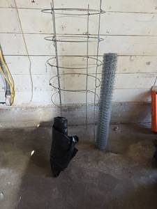 lot 507 image: Garden Tomato Support Cage with Chicken Wire Fencing and Landscape Plastic