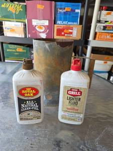 lot 519 image: Royal Oak All Natural Clean-Fuel,  Expert Grill Lighter Fluid and Charcoal Fire Starter