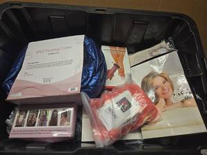 lot 2 image: Mixed Beauty & Travel Accessories Lot